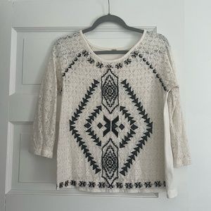 Free People Aztec print white and black 3/4 length sleeve shirt